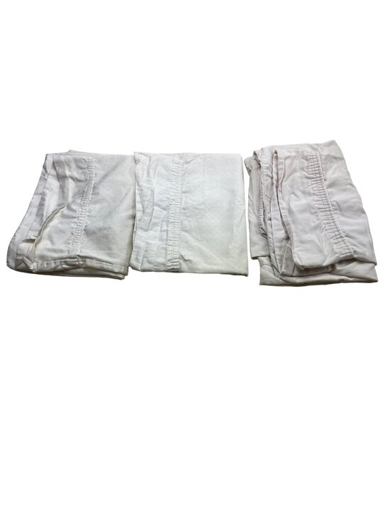 Other - 3-Piece White Cotton Pillowcase Set 21"x30 91c